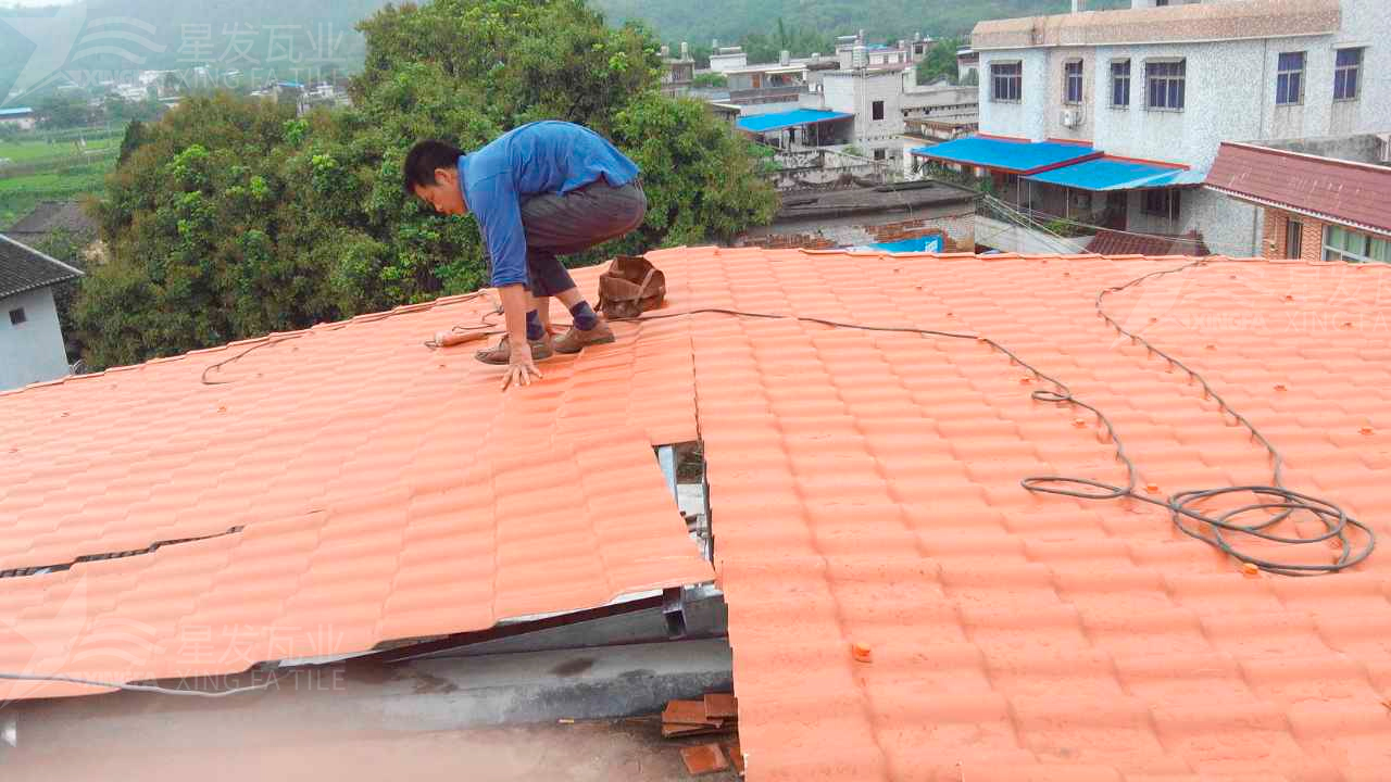 武漢屋頂鋪設安裝合成樹脂瓦時，牢牢記住這3點，就不怕屋頂出問題！